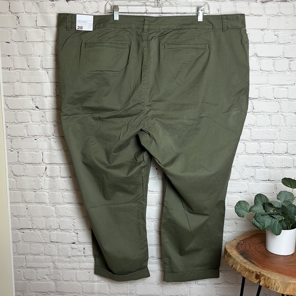 Lane Bryant Girlfriend Chino Style Pants in Green - Picture 6 of 13